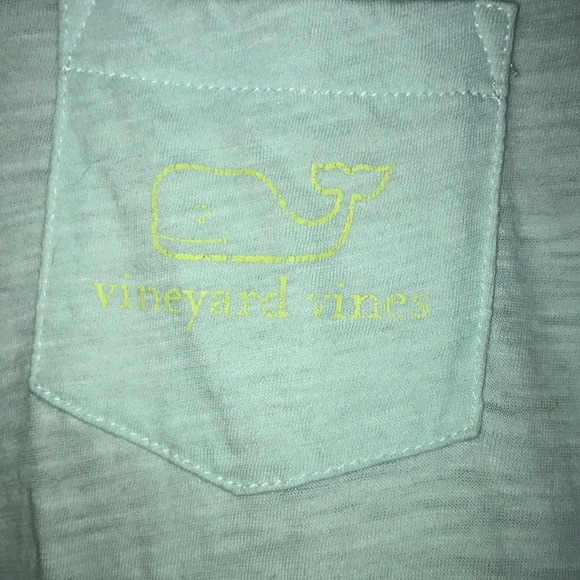 Short sleeve pink and blue vineyard vine tee - Picture 3 of 8